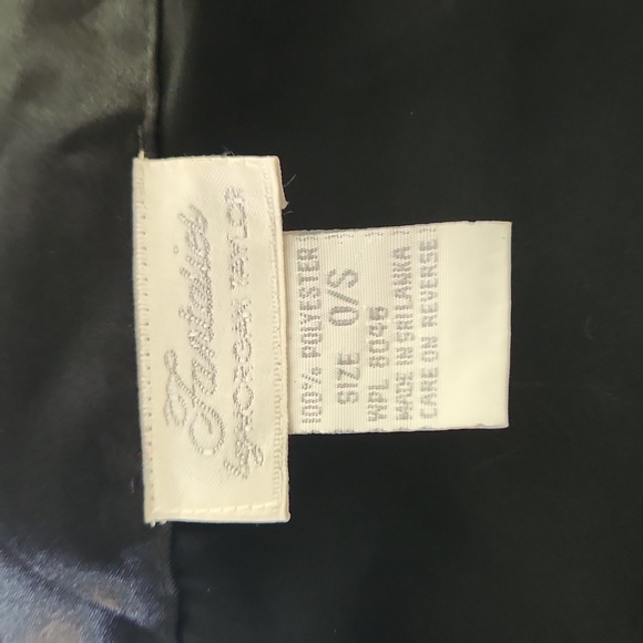 Black Sheer and Satin Sexy Lingerie Robe - Picture 5 of 5